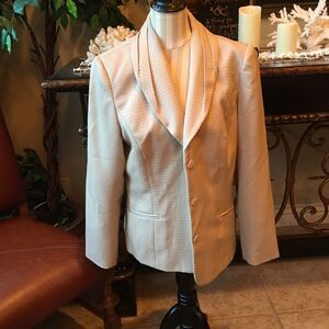 16 Larry Levine Suit - Blazer & Skirt
